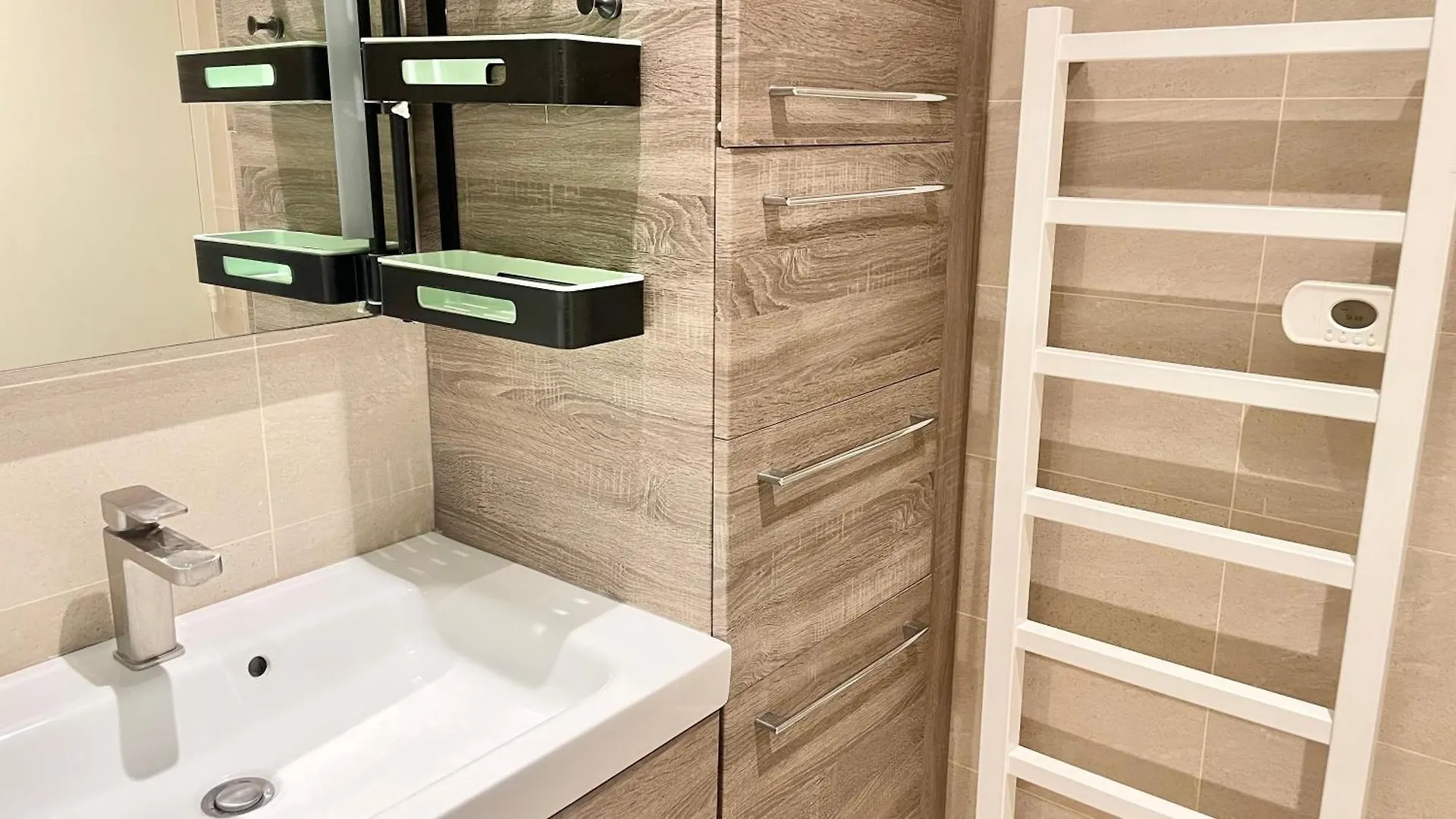 Apartament 129 - Splendeur Confort Et Modernite, Terrasse Au Coeur De Paryż